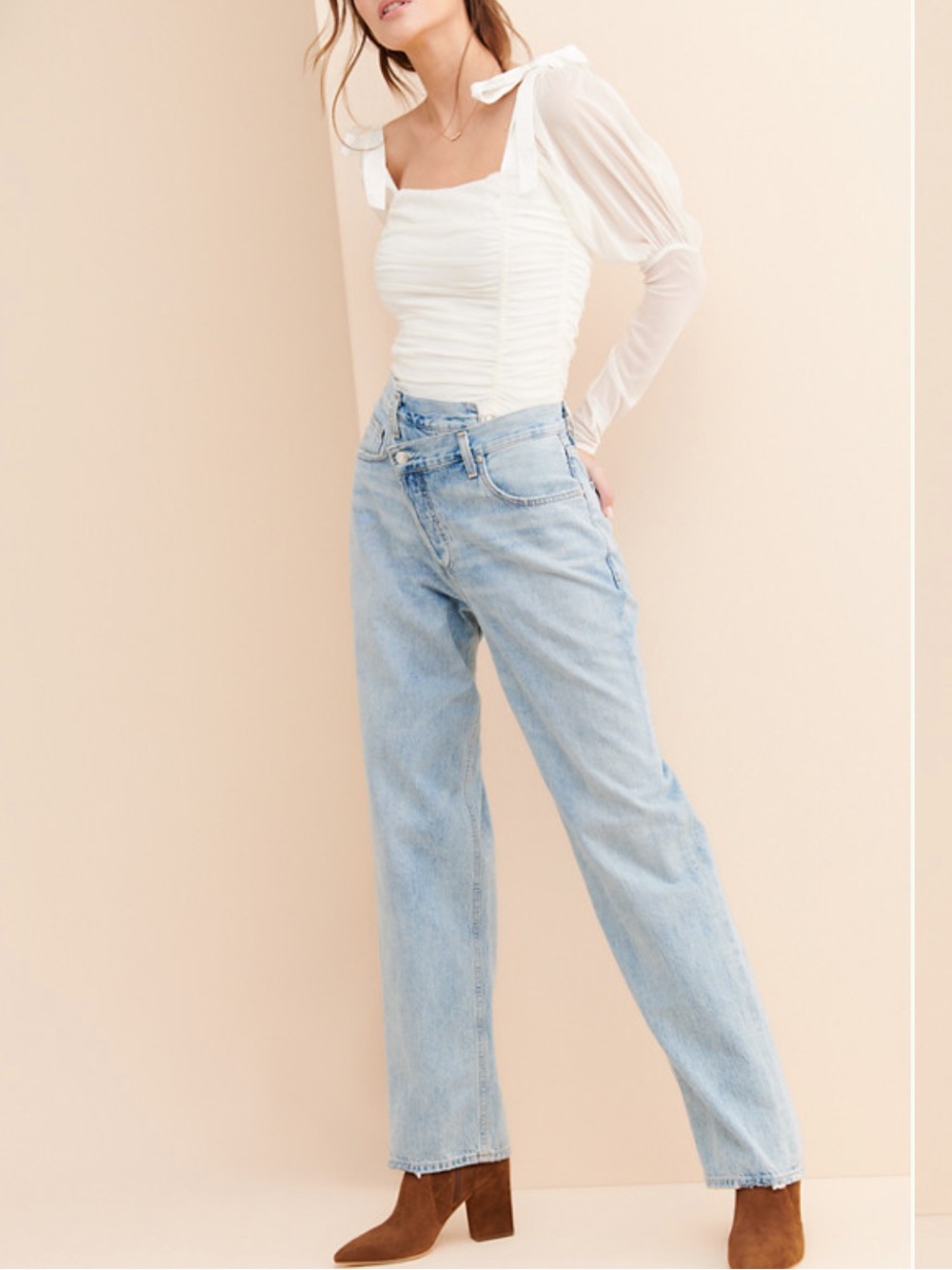 Agolde Straight Leg Jeans in Light Blue Wash